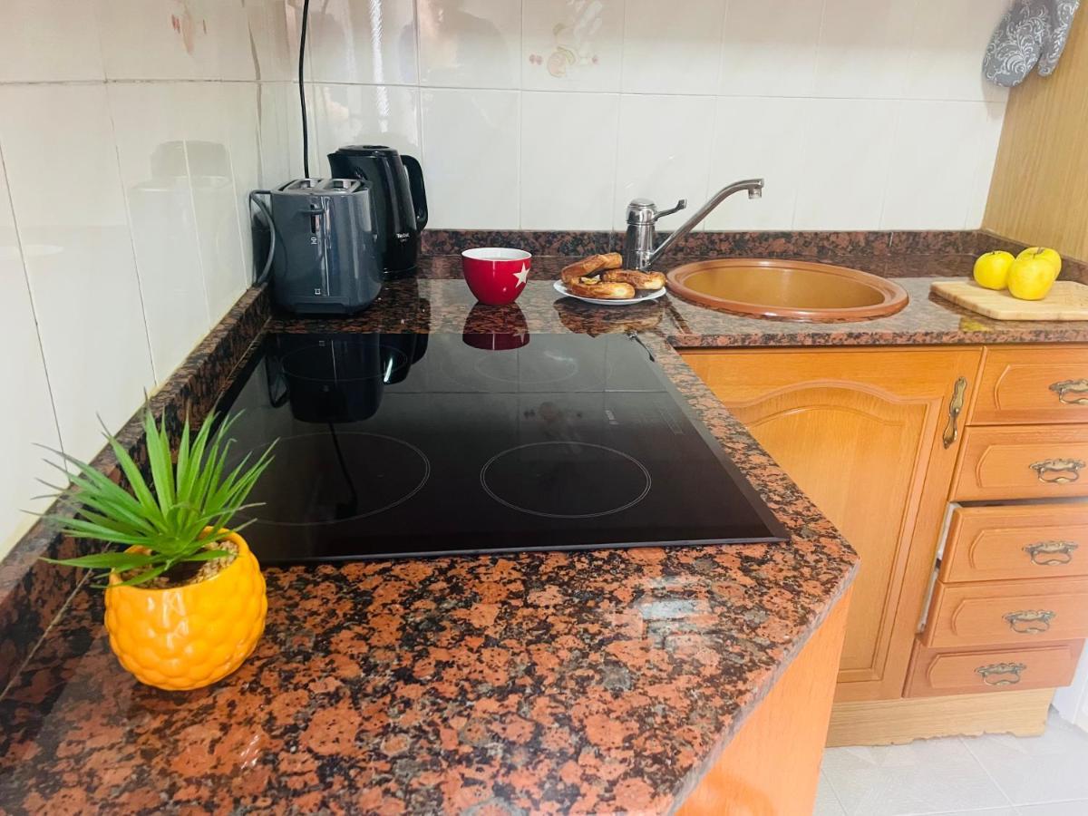 Cozy 2-bedroom Serviced With Netflix Apartment